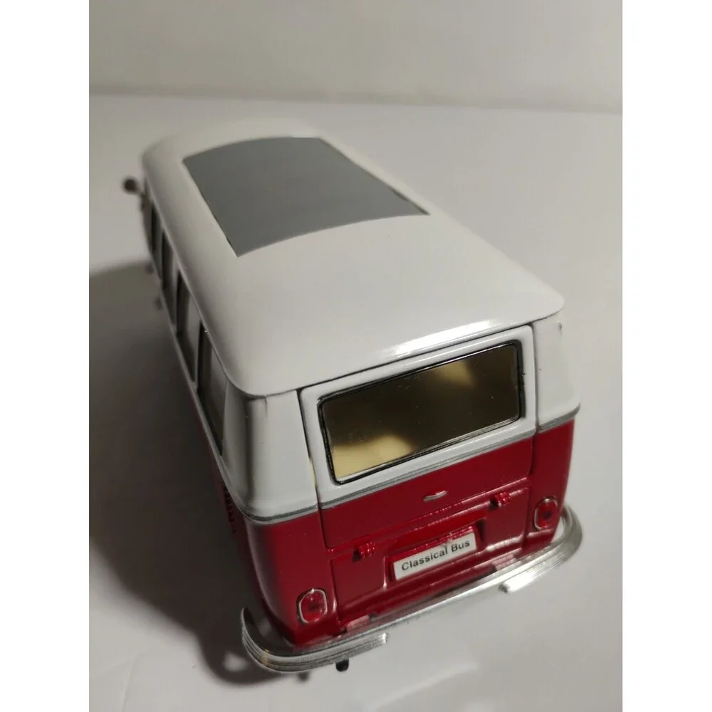 Welly 1962 Volkswagon Microbus #2095